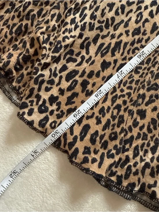 Forever 21 Leopard Print V-Neck Dress with Flowy Lettuce Hem Skirt | Sz: Small - Picture 7 of 10